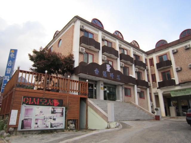Songwol Park Motel Sokcho Exterior photo